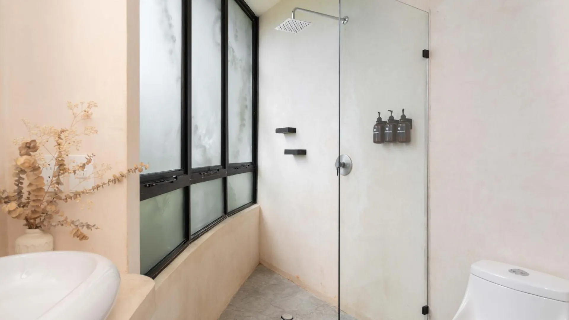 Bohemian Bliss Villa With Private Pool & Concierge 1A 图卢姆