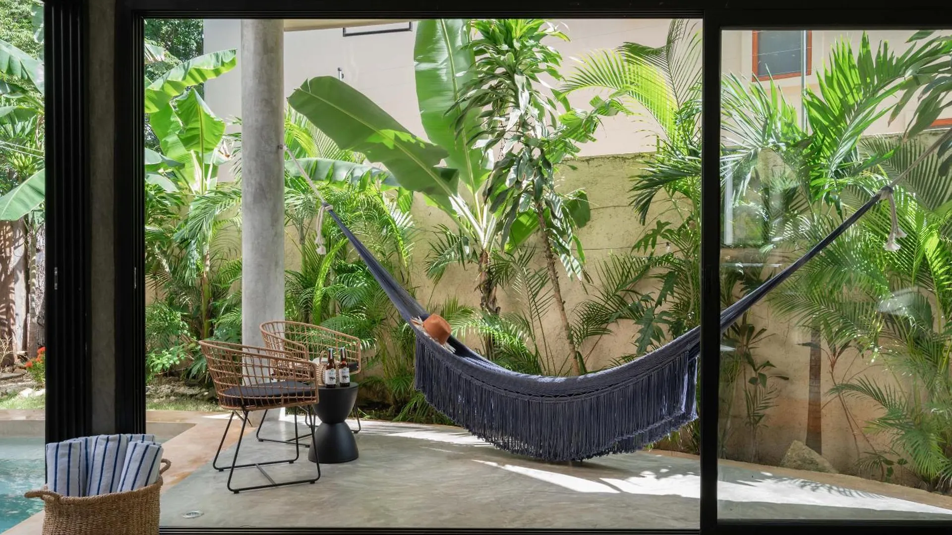 Bohemian Bliss Villa With Private Pool & Concierge 1A 图卢姆